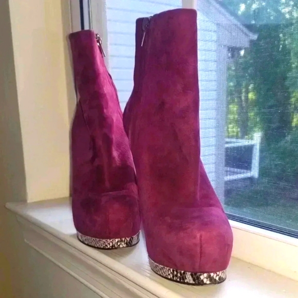 Pour La Victoire Suede Platform Booties - Size 7.5 - Picture 4 of 8